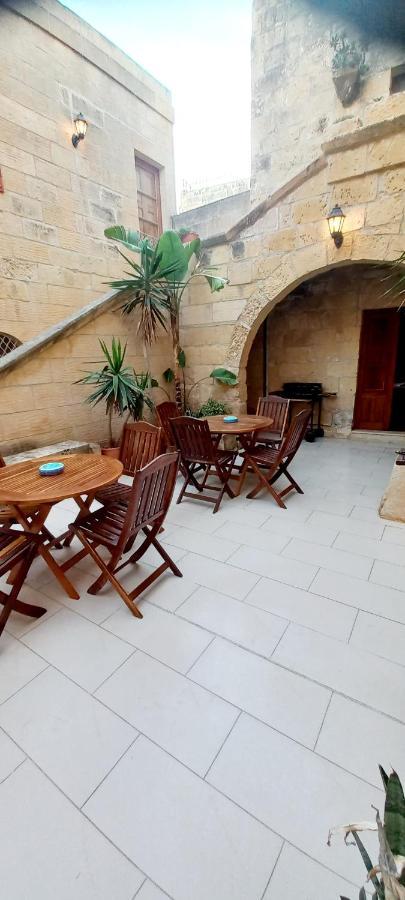 Ta Majsi Farmhouse With Indoor Heated Pool San Lawrenz Exterior photo